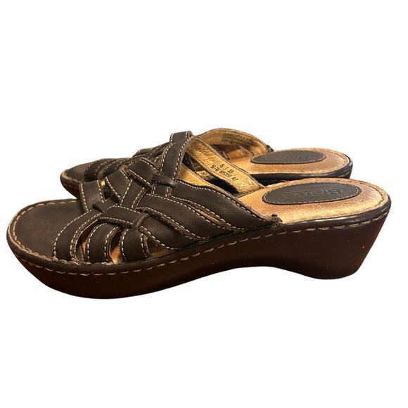 BORN Womens brown Leather Wedge W3056 Sandals Size 8 US - Picture 1 of 4